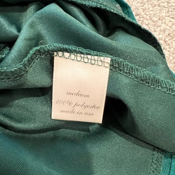 Francesca’s medium green dress - Picture 3 of 4